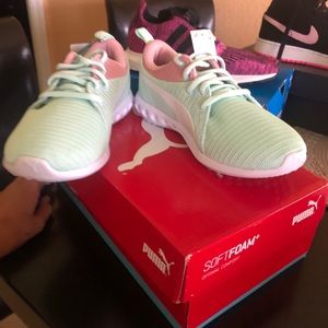 NWT Puma Superfoam